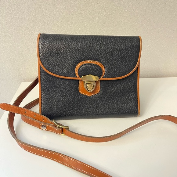 Dooney & Bourke Bags Dooney Bourke Vintage Lock Crossbody All
